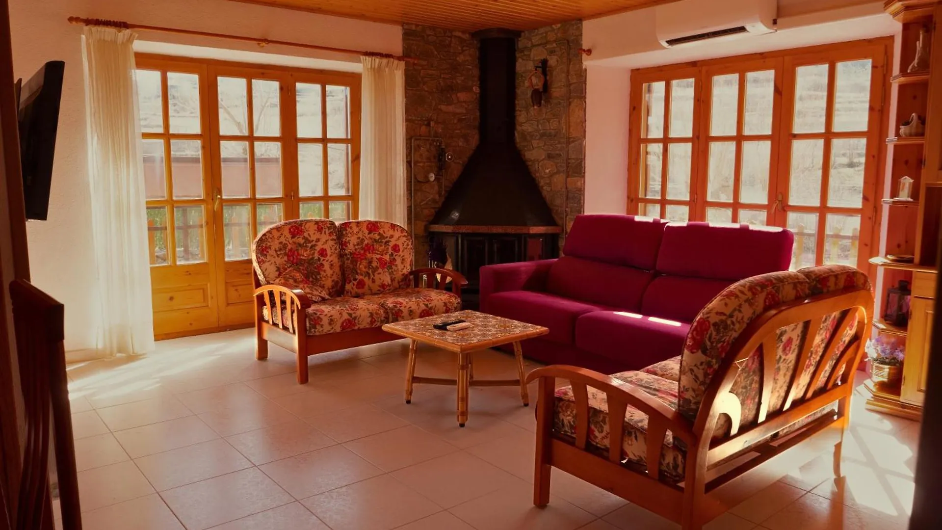 Chalet Cal Pujol By Rural House Villa Toloriu Spain